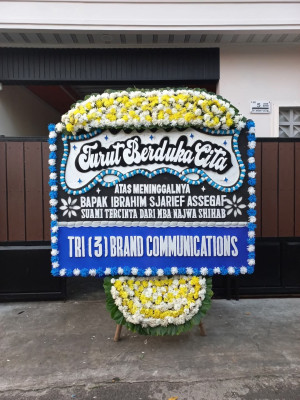 Papan Bunga Duka di Tadenas